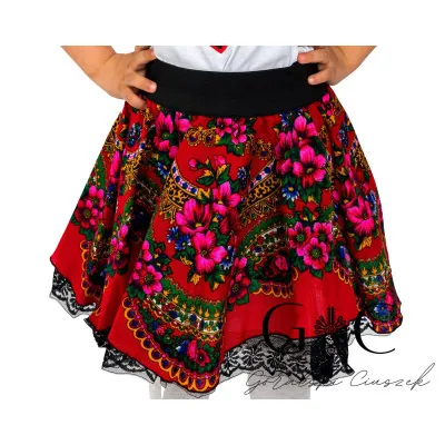 Spódniczka z czarną koronką - 01