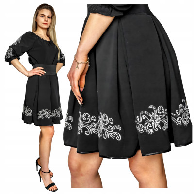 Spódnica haftowana krótka -03