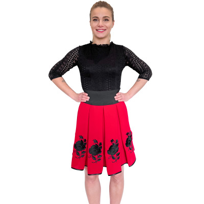 Spódnica czerwona haftowana góralska krótka- 15